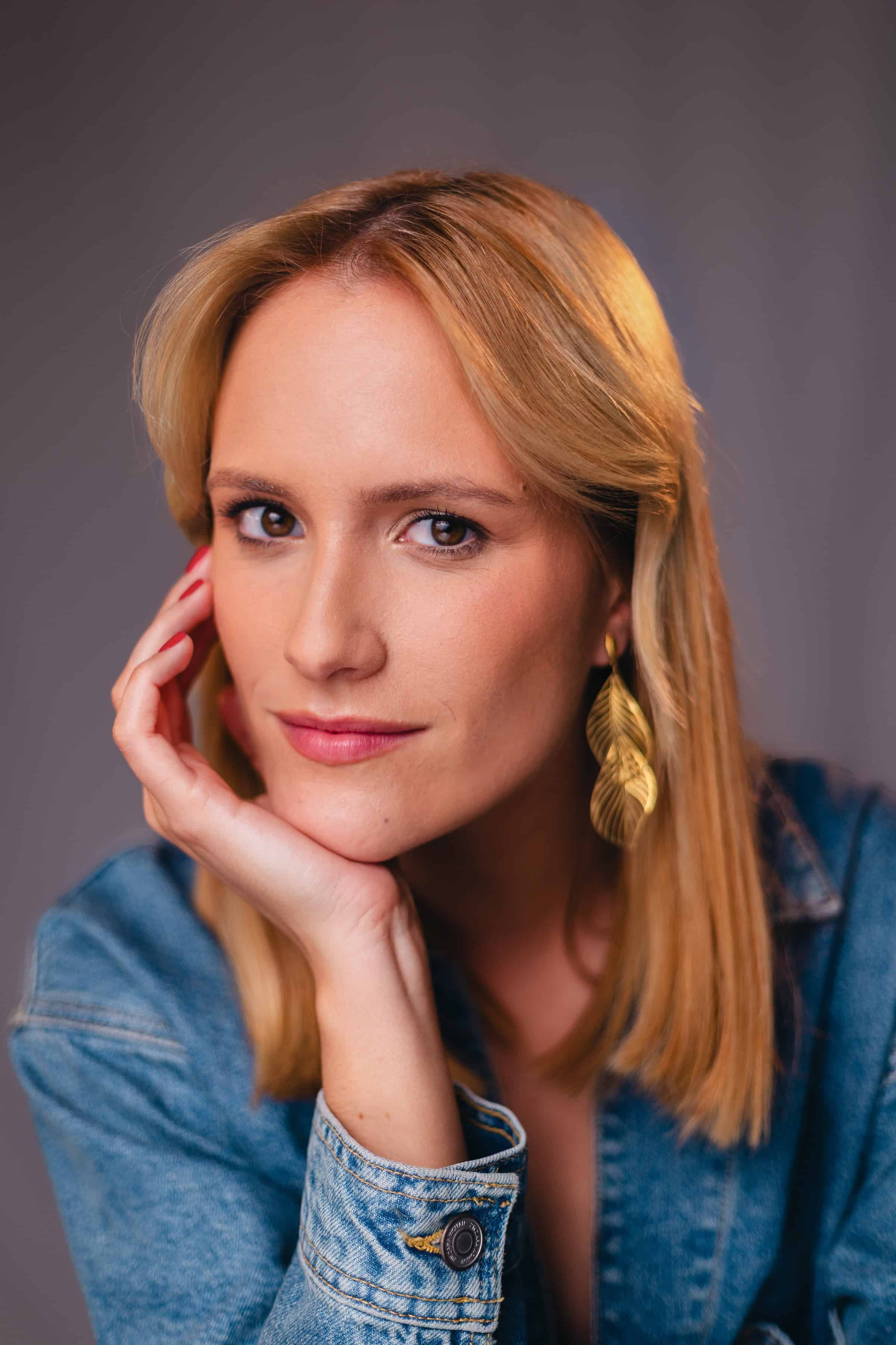 Headshot 1